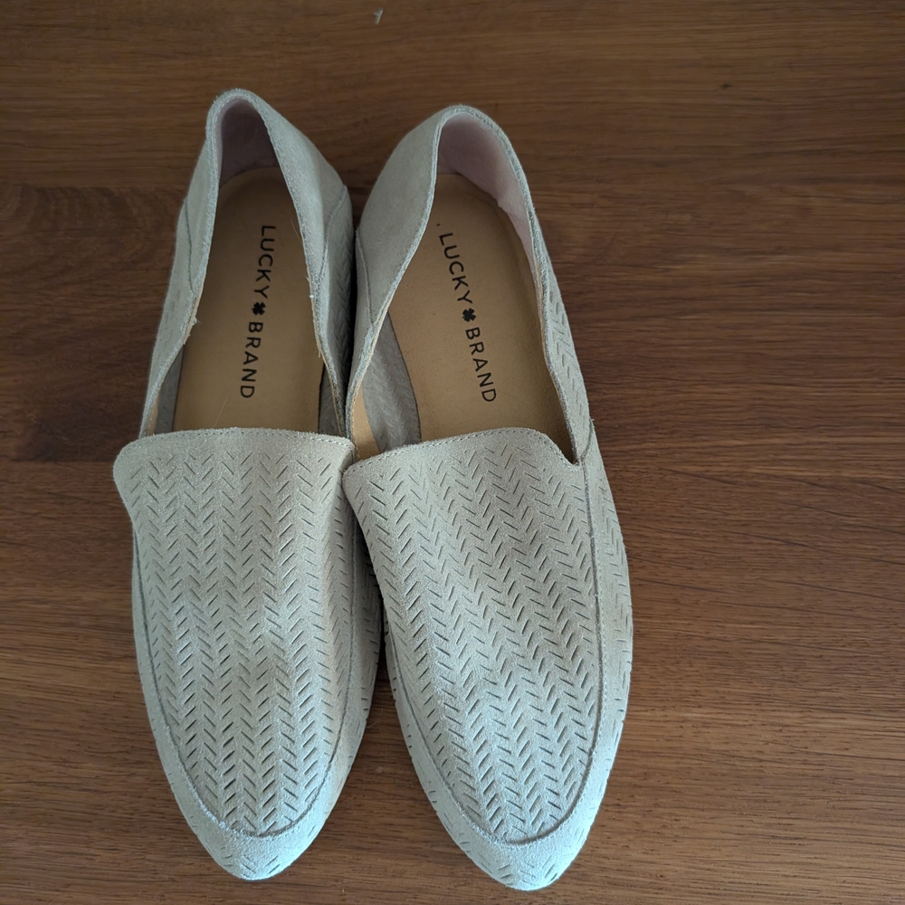 Lucky Brand Beige Loafers